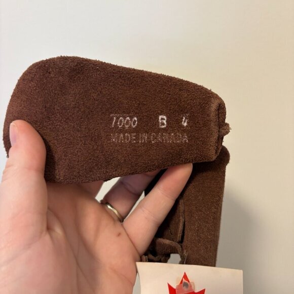 Baby Moccasins Brown Made in Canada NWT Size 4 - Picture 4 of 7
